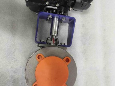 铸钢防爆电动球阀：提升工业安全与控制效率的关键选择——合力自动化的创新贡献