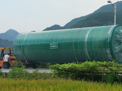 绿环玻璃钢化粪池：环保高效的现代化污水处理解决方案